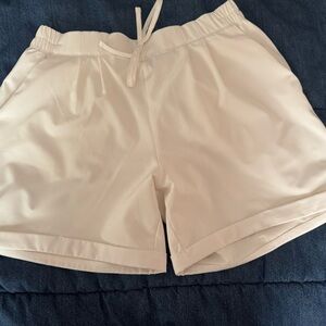 ZYIA Active White Summer Shorts Long NWOT